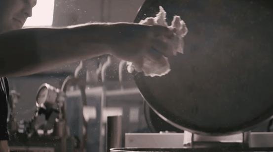 可口可乐弧形瓶诞生100周年,可口可乐瓶子130年的变化