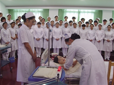 重庆知行卫生学校学费,重庆知行卫校招生条件