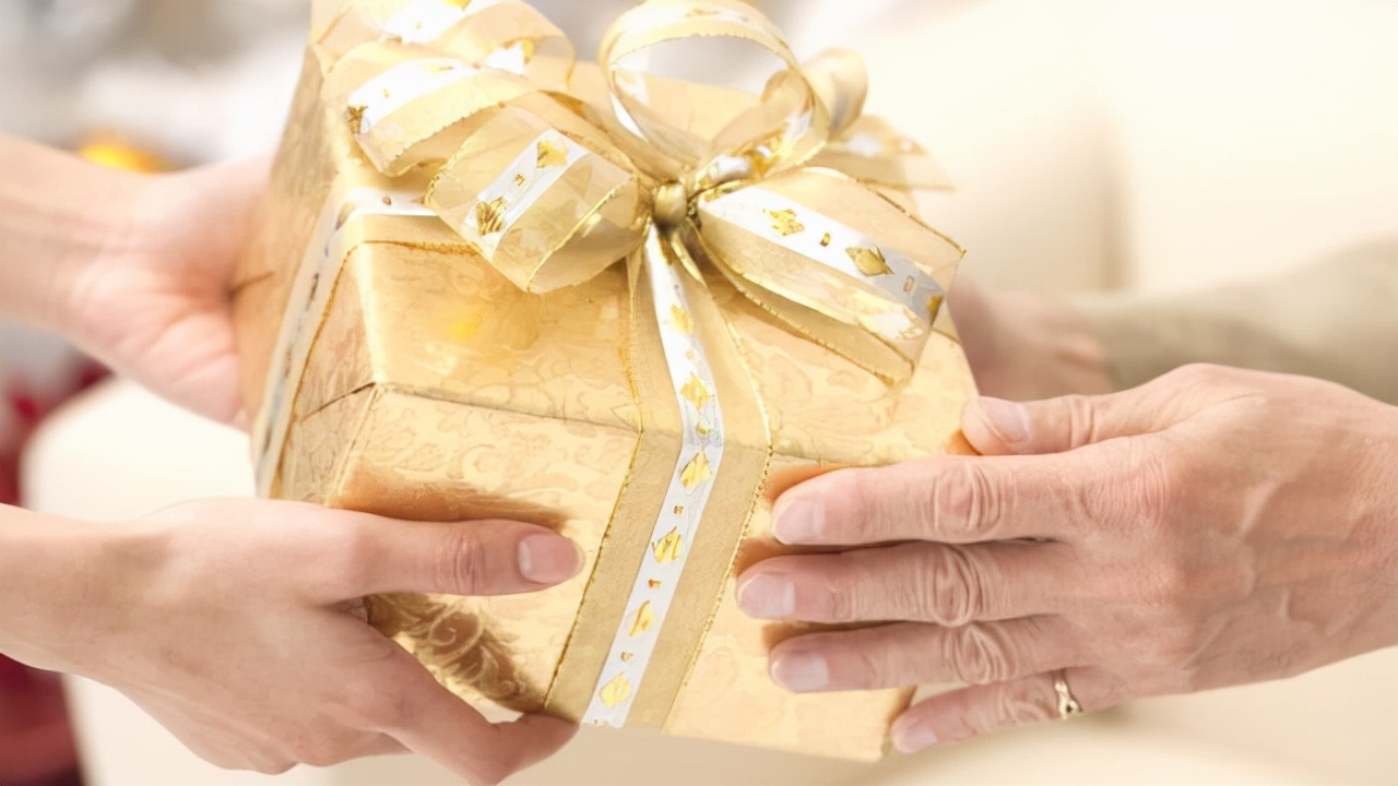 送礼送错人怎么补救,托人办事忘记送礼该怎么说话补救