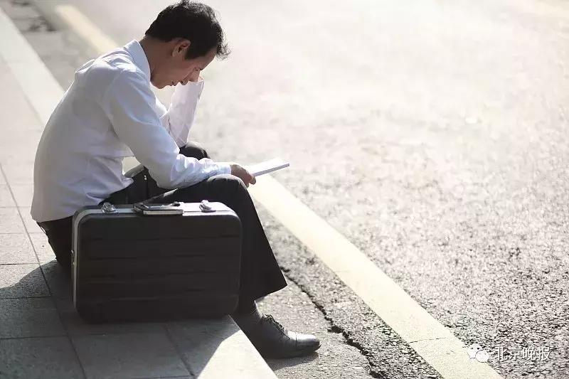 被公司下套辞退怎么办,员工违纪被开除需要赔偿公司吗