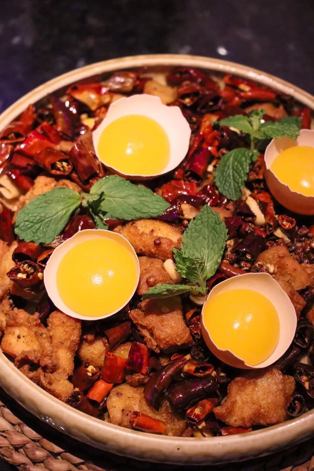 既然年终聚餐躲不掉，那就盘它啊！