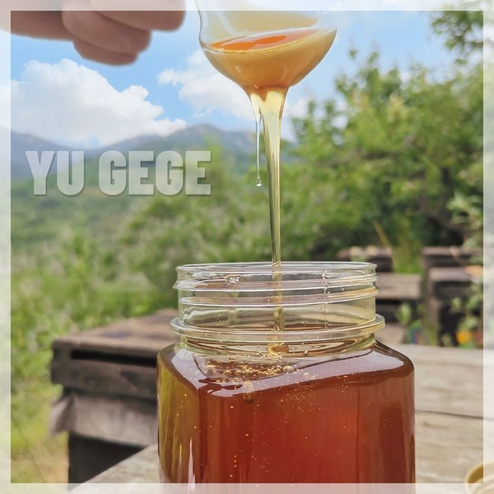 有结晶的蜂蜜是添加了白糖吗,蜂蜜大量结晶