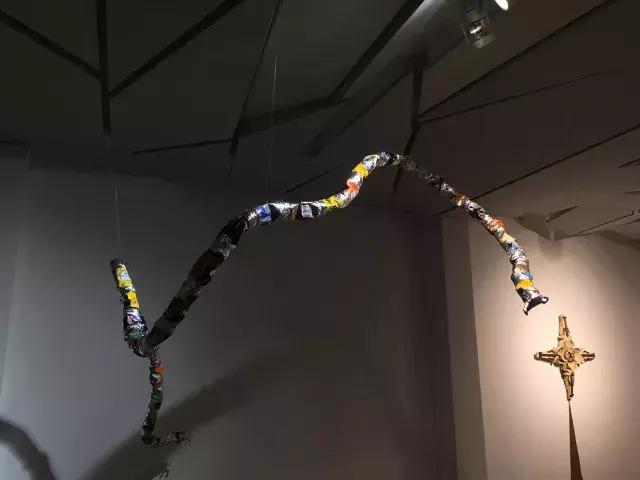 任宏伟|油桶中的褶皱美学