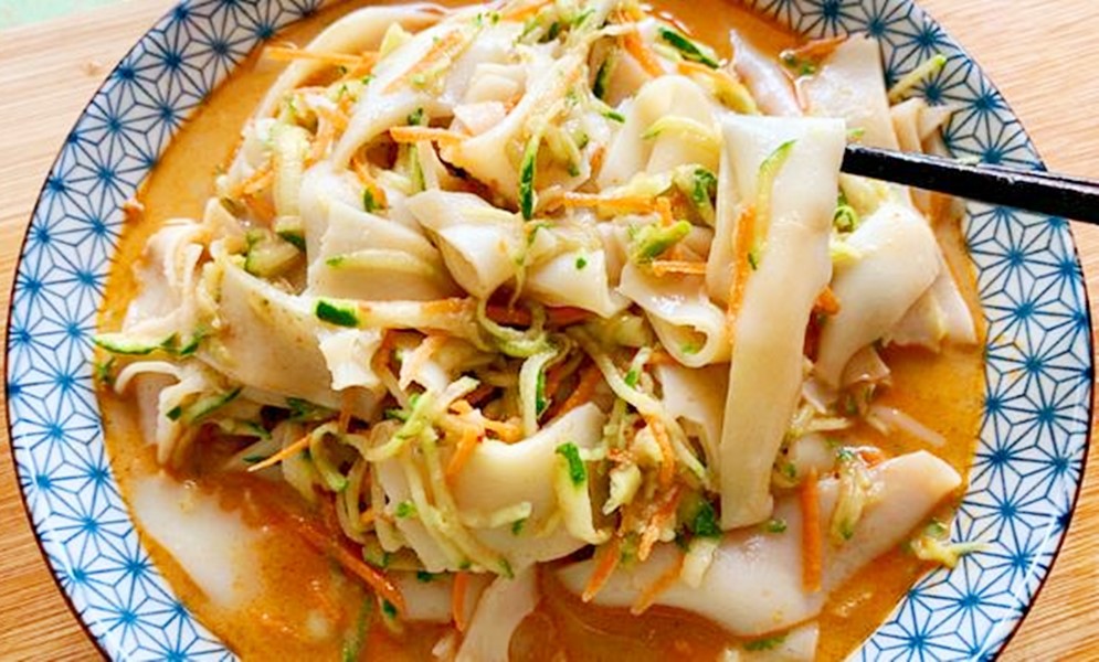 最火凉皮的制作方法抖音,凉皮最近火了教你一招