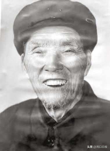 卢子美年轻时照片,卢子美简介