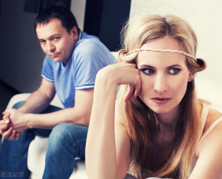 总是摸不透一个人怎么回他消息,总是摸不透自己