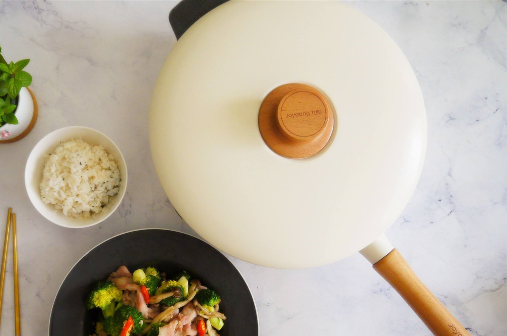 国产品牌锅具大起底！6家锅具，你家的炒菜锅具是第几个？