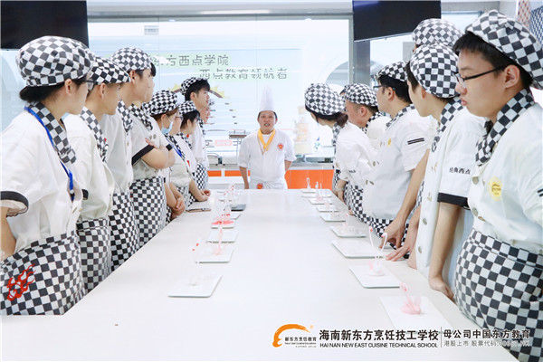 初中毕业学什么专业比较有前途,初中毕业学电竞专业有前途吗