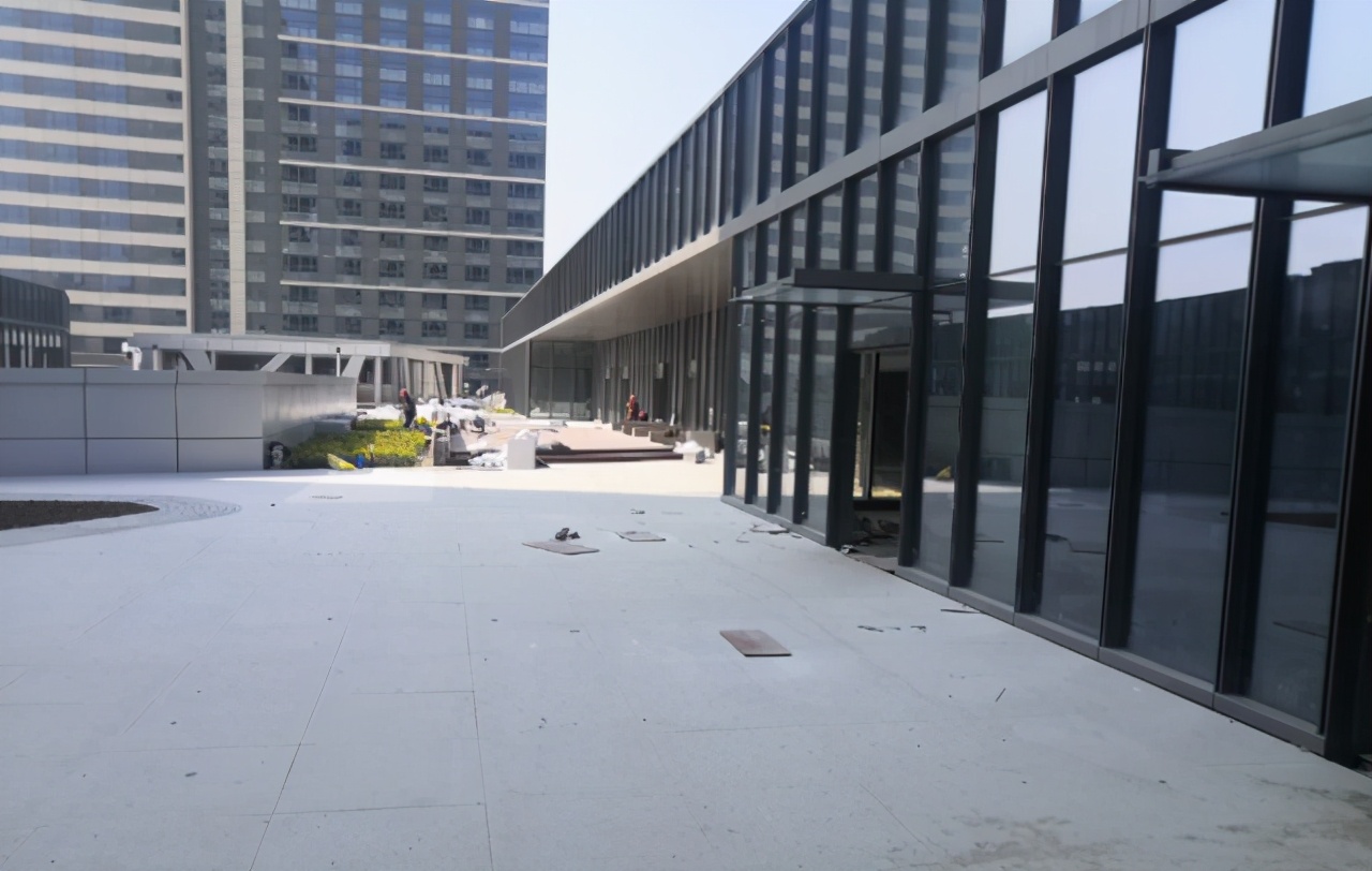 先睹为快!现场实探昆山天虹购物中心,预计10月开业