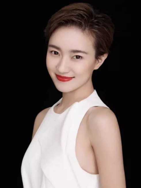 明星也缺钱,快乐大本营吴昕焦俊艳