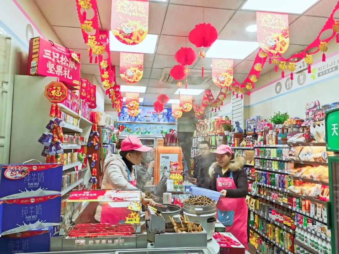 便利店生鲜创业模式,生鲜店和便利店哪个更赚钱