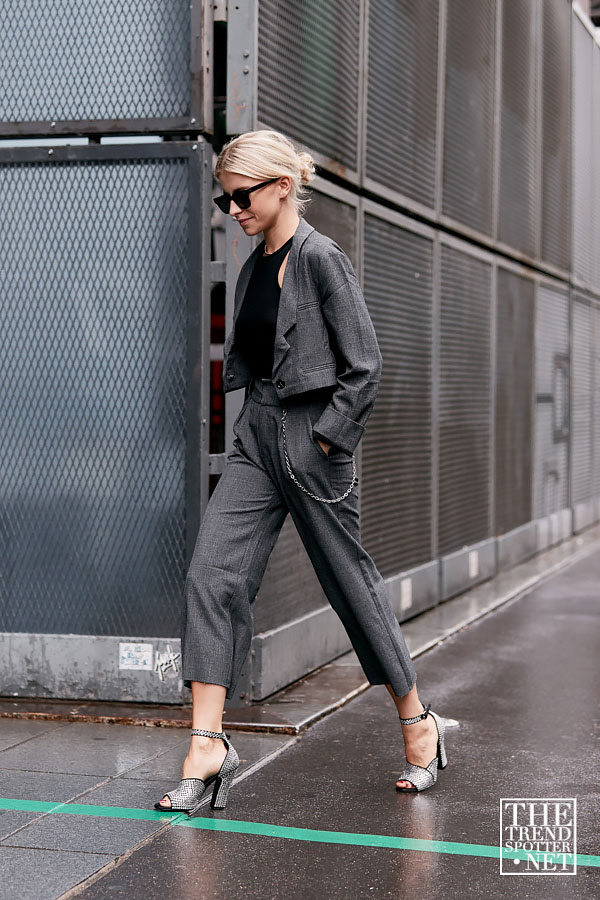 适合短发的穿搭风格,适合短发的穿搭春季