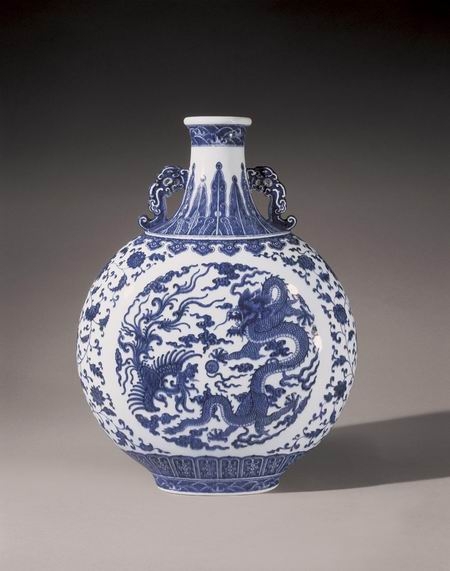 为什么青花瓷比青瓷价值高,青花瓷和龙泉青瓷哪个更值得玩