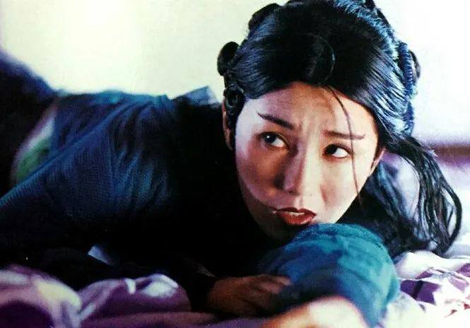 被迷住了！别总说白娘子了，这些美艳女妖，各个都撩