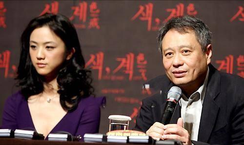 2007年，梁朝伟和汤唯上演激情戏，汤唯被封杀，梁朝伟不敢回想