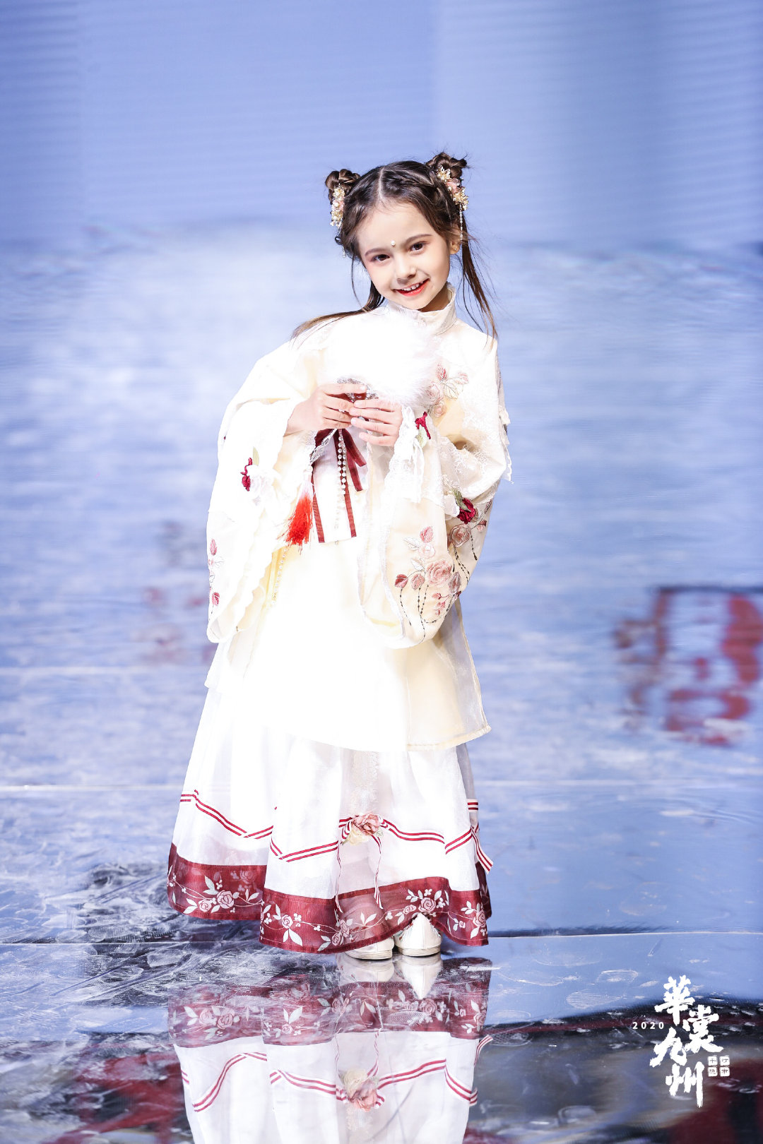 盘点那些穿上汉服的小孩子,穿汉服的小模样太可爱了