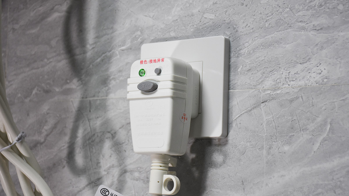 佳尼特a1智能电热水器,佳尼特电热水器纤薄