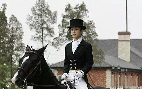 赵丽颖演活了每一个角色,赵丽颖破茧化蝶视频