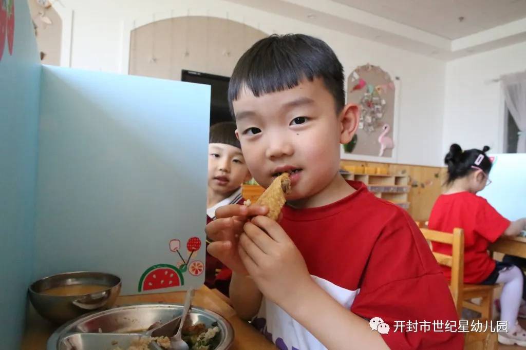 幼儿园开学欢迎宝贝回家门口,幼儿园开学欢迎宝贝回来