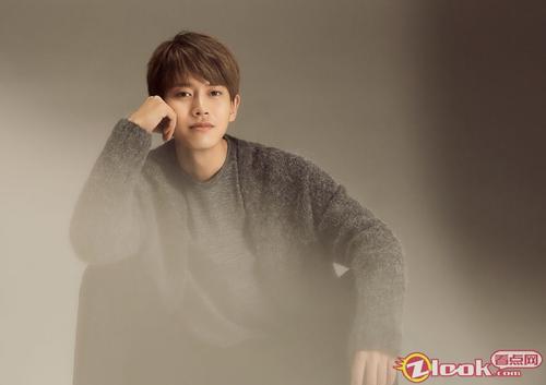 任嘉伦时尚穿搭彰显魅力型男风范,任嘉伦穿搭私服冬最近