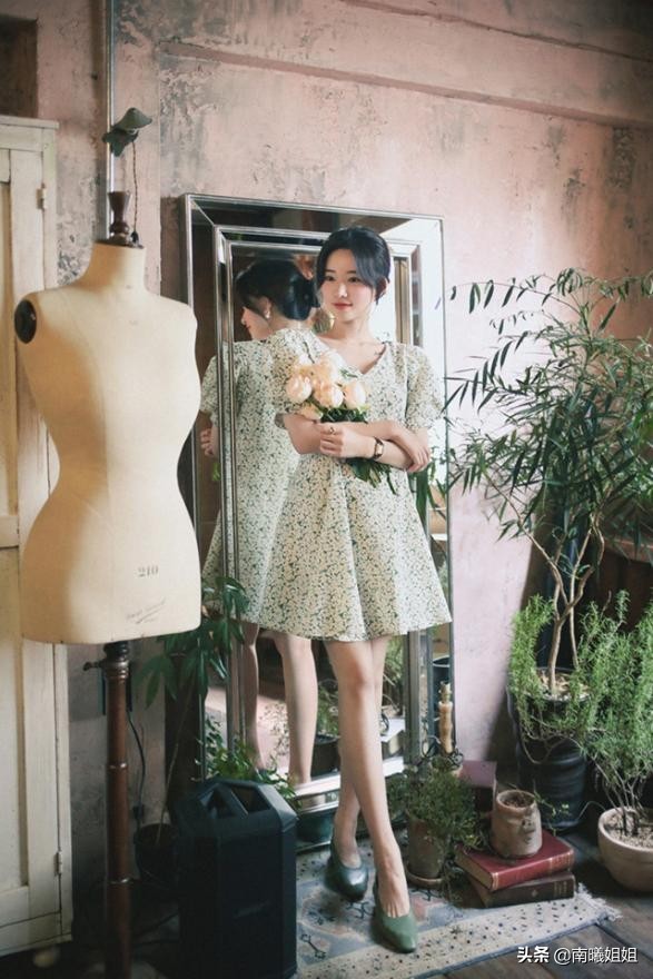 适合160120斤女生穿的裙子学生,145小个子小腿太粗适合穿什么裙子