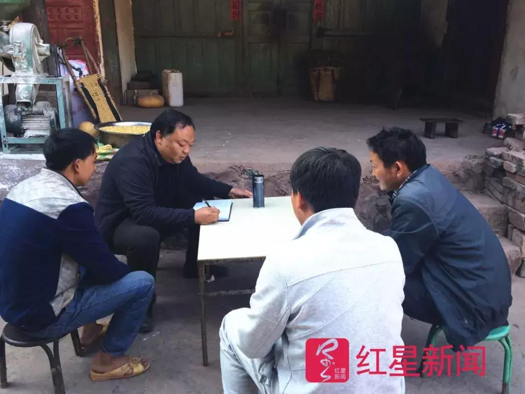 80后白发干部乡长,80后基层白发书记