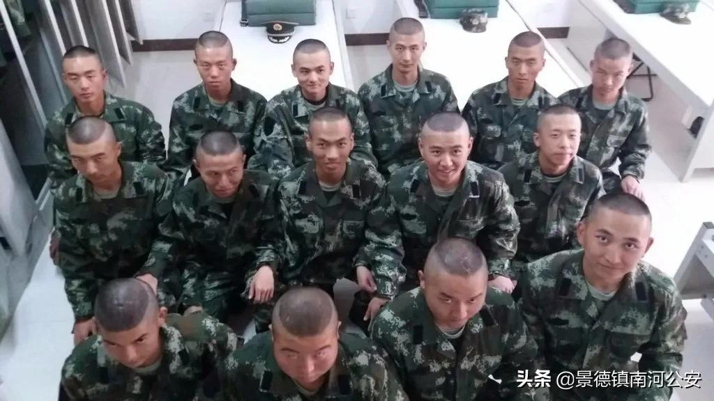 中国军人理发,军人理发全过程