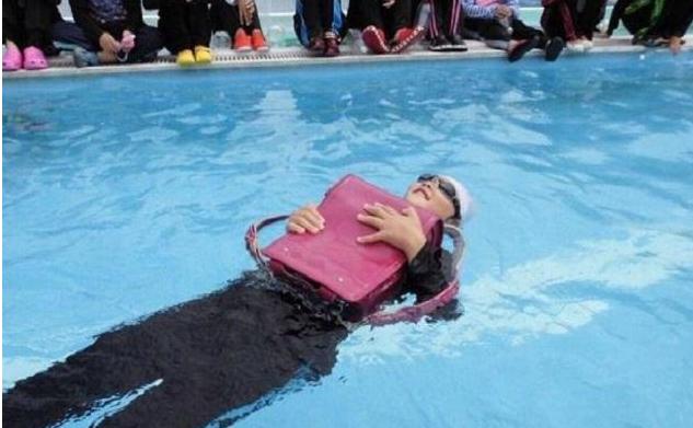 日本书包4-6年级护脊减负超轻,日本小学生书包科普