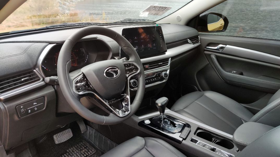 东南dx5最新款,东南汽车dx5新款试驾