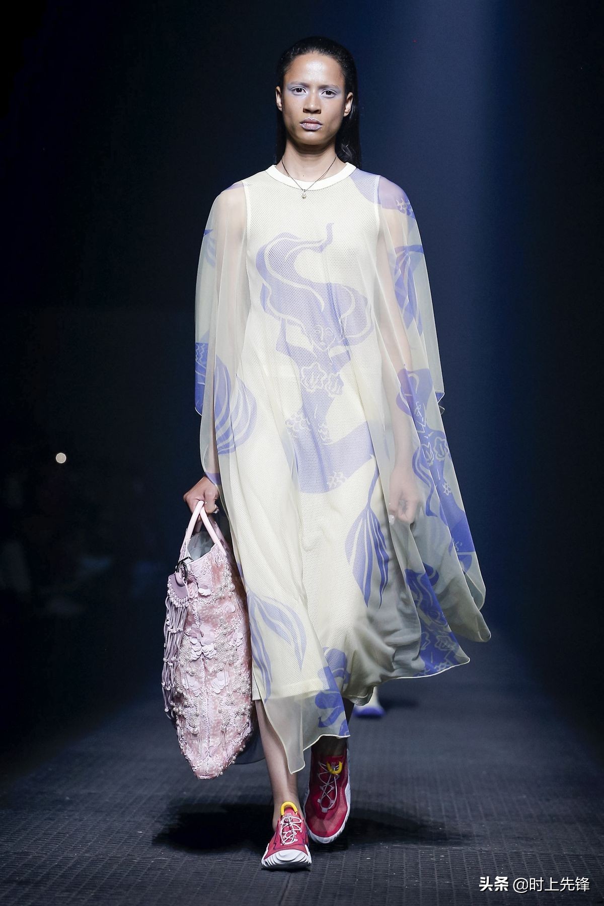 kenzo日本设计师,最后的美人鱼知乎