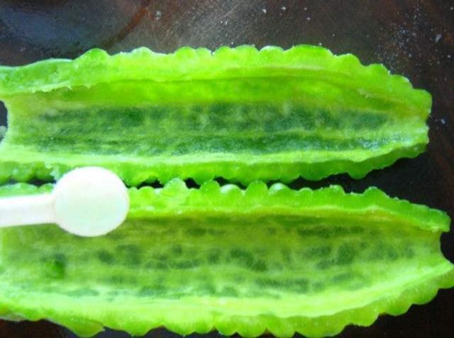 苦瓜又有什么办法不苦,苦瓜太苦了教你一招快速去除苦味