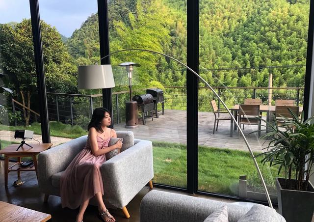 有时候使人疲惫的不是远方的高山,让人疲惫的不是远山而是鞋里的沙