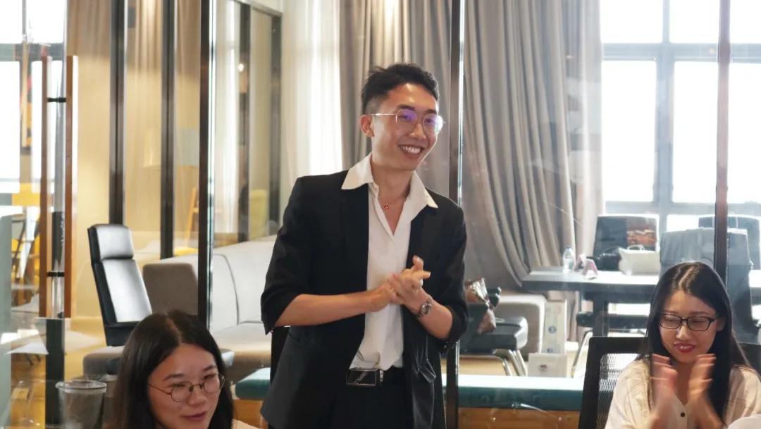 “我见到最喜欢的老师了”,尚德机构师生见面会活动如期而至