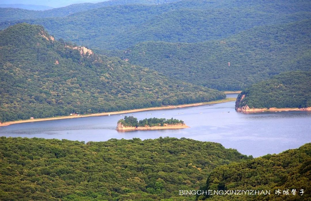 镜泊湖是堰塞湖吗,高山熔岩堰塞湖镜泊湖