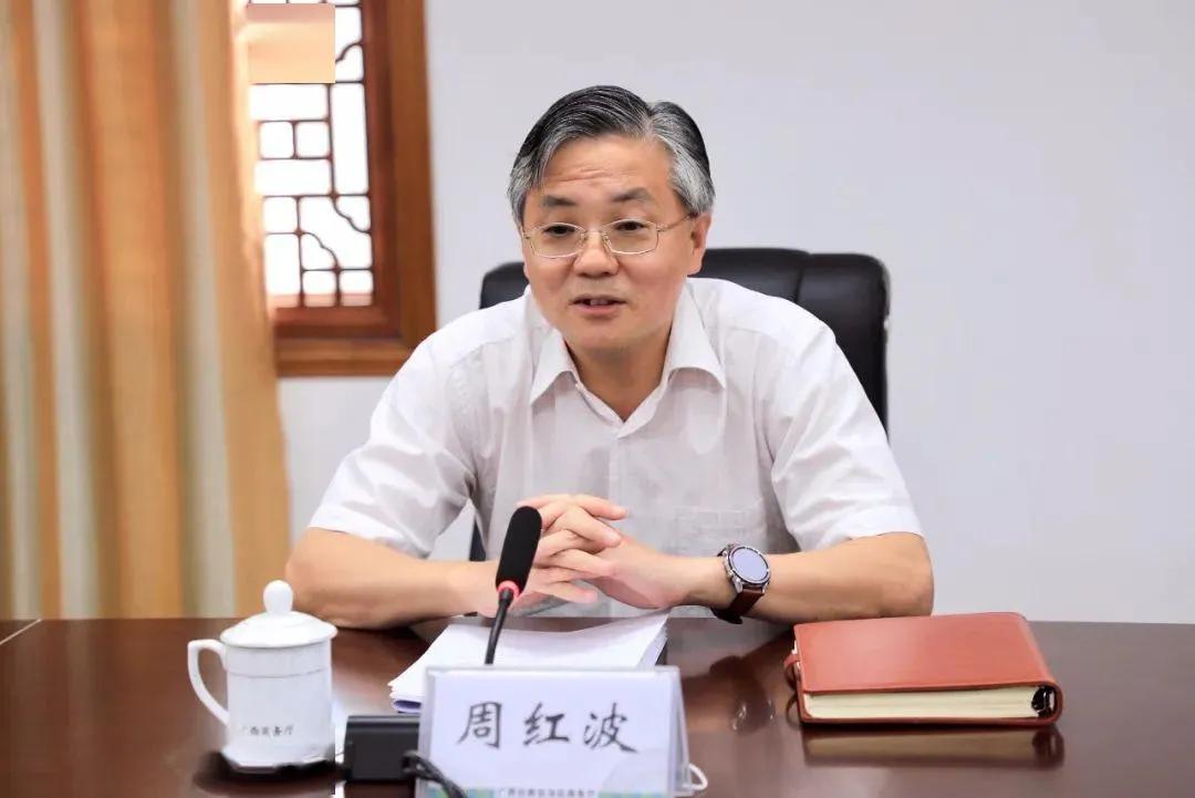 当了近10年省会市长的“70后”，跨省任省委常委