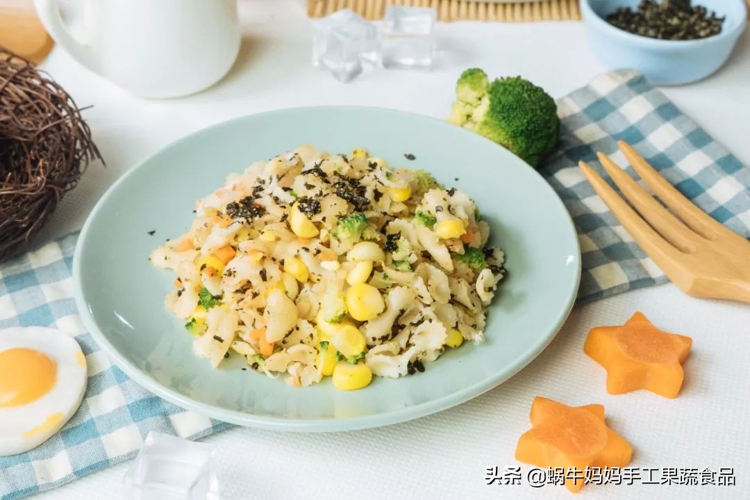 8个月宝宝一日三餐食谱时间表,12个月宝宝辅食三餐做法大全