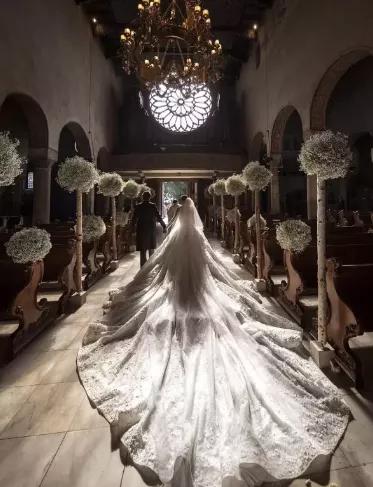 现在施华洛世奇怎么样 (施华洛世奇关店裁员吗)