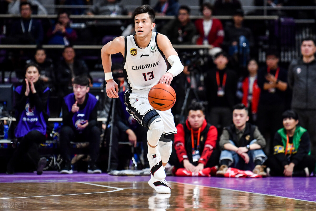 李楠回应消极比赛,李楠训斥黄荣奇