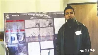 为什么弹吉他的手都很好看,为什么弹钢琴的人手很好看