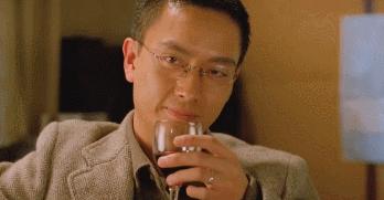 发现妈妈被杀假装写作业,发现妈妈遇害假装写作业电影简介