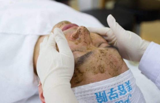 维生素e能除眼周的脂肪粒吗,消除眼周脂肪粒最好方法