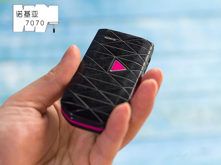 全面屏泛滥时回顾了主打设计的诺基亚7系列设计师请收下我的膝盖