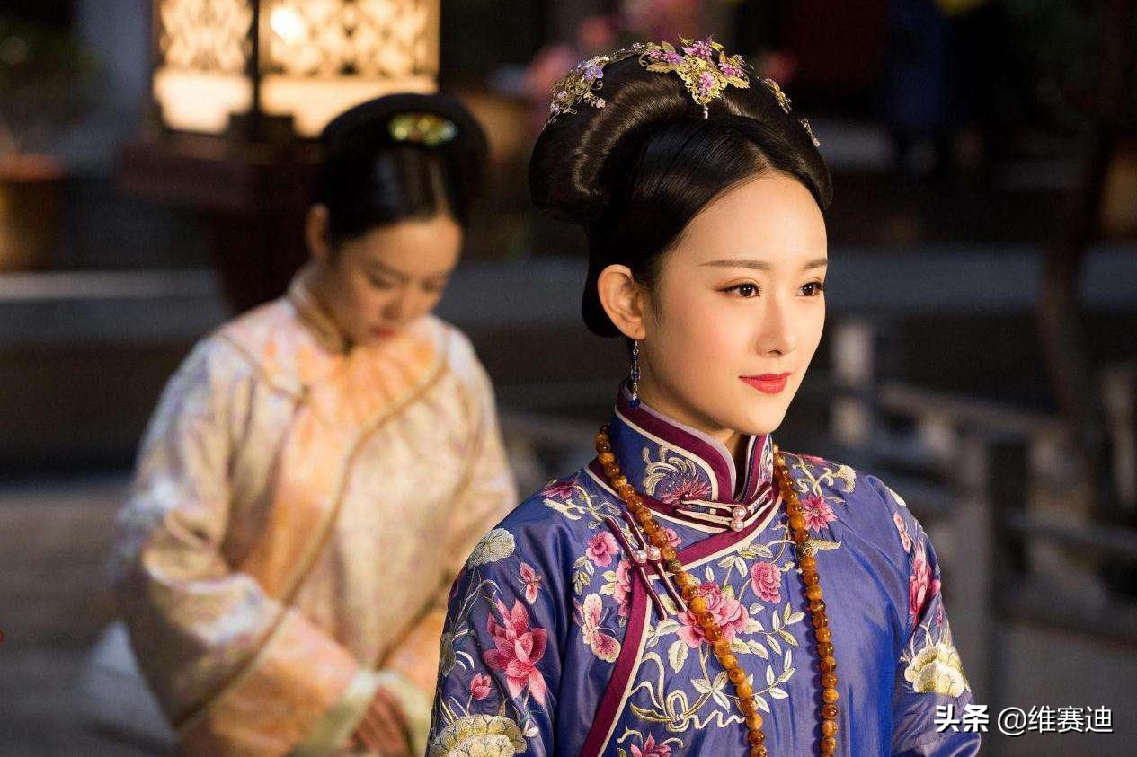 刘雯从平淡无奇到国际一线名模,刘雯真的解约了吗