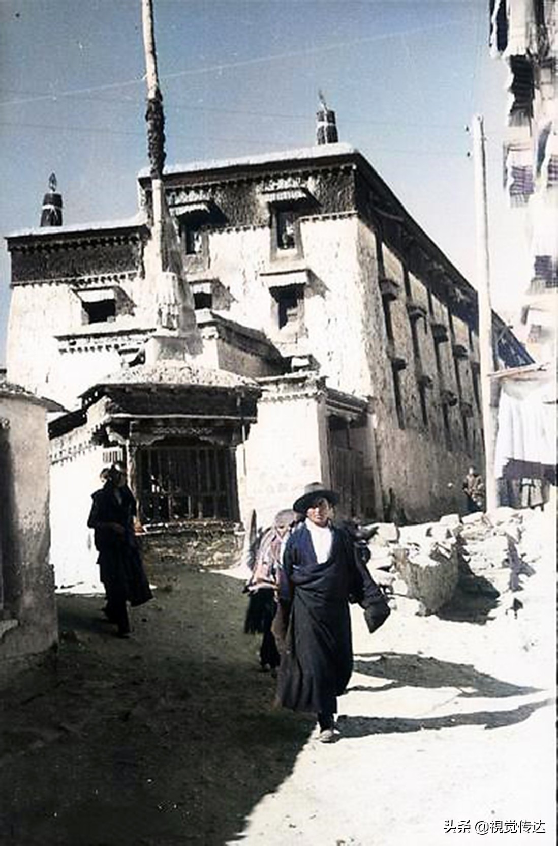 18张令人叹为观止的彩色老照片,令人震撼的65年前西藏高清彩照