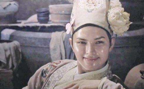 护发精油清爽不油腻推荐,哪款护发精油不油腻适合油头