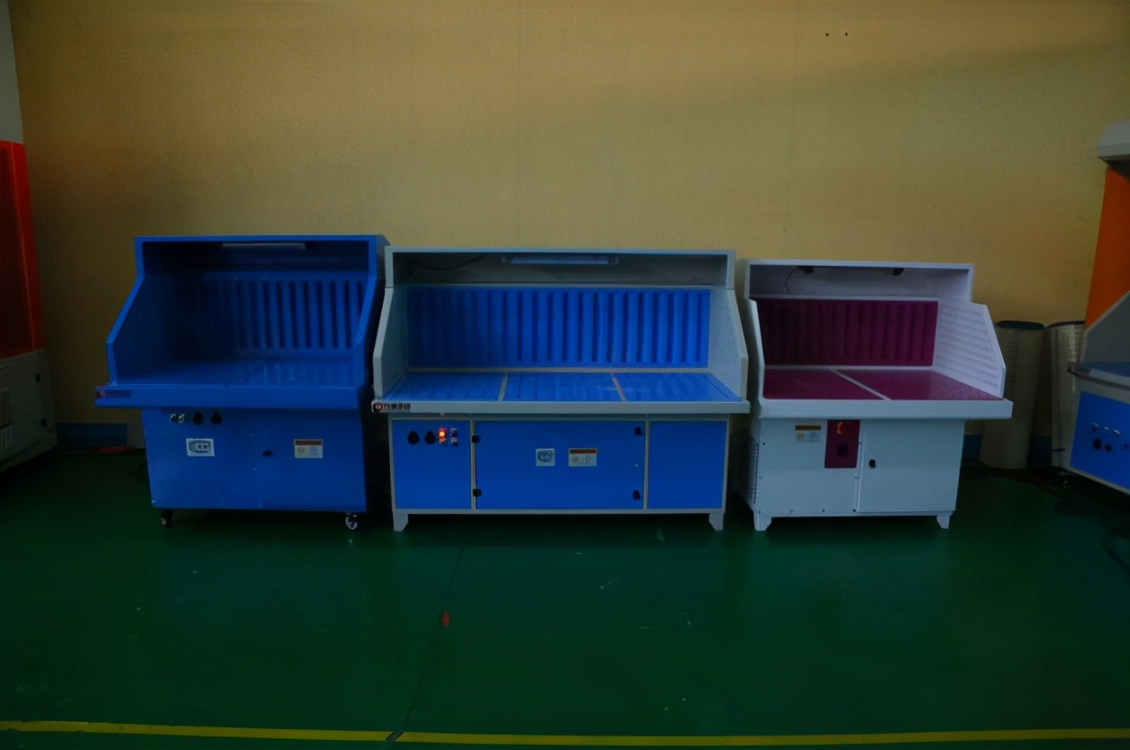 水磨打磨工人招聘,打磨工家具厂招工