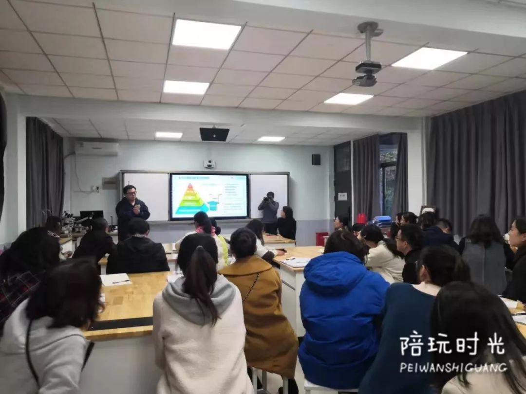 孩子太调皮捣蛋打也不奏效怎么办,调皮捣蛋小孩在学校坐不住咋办