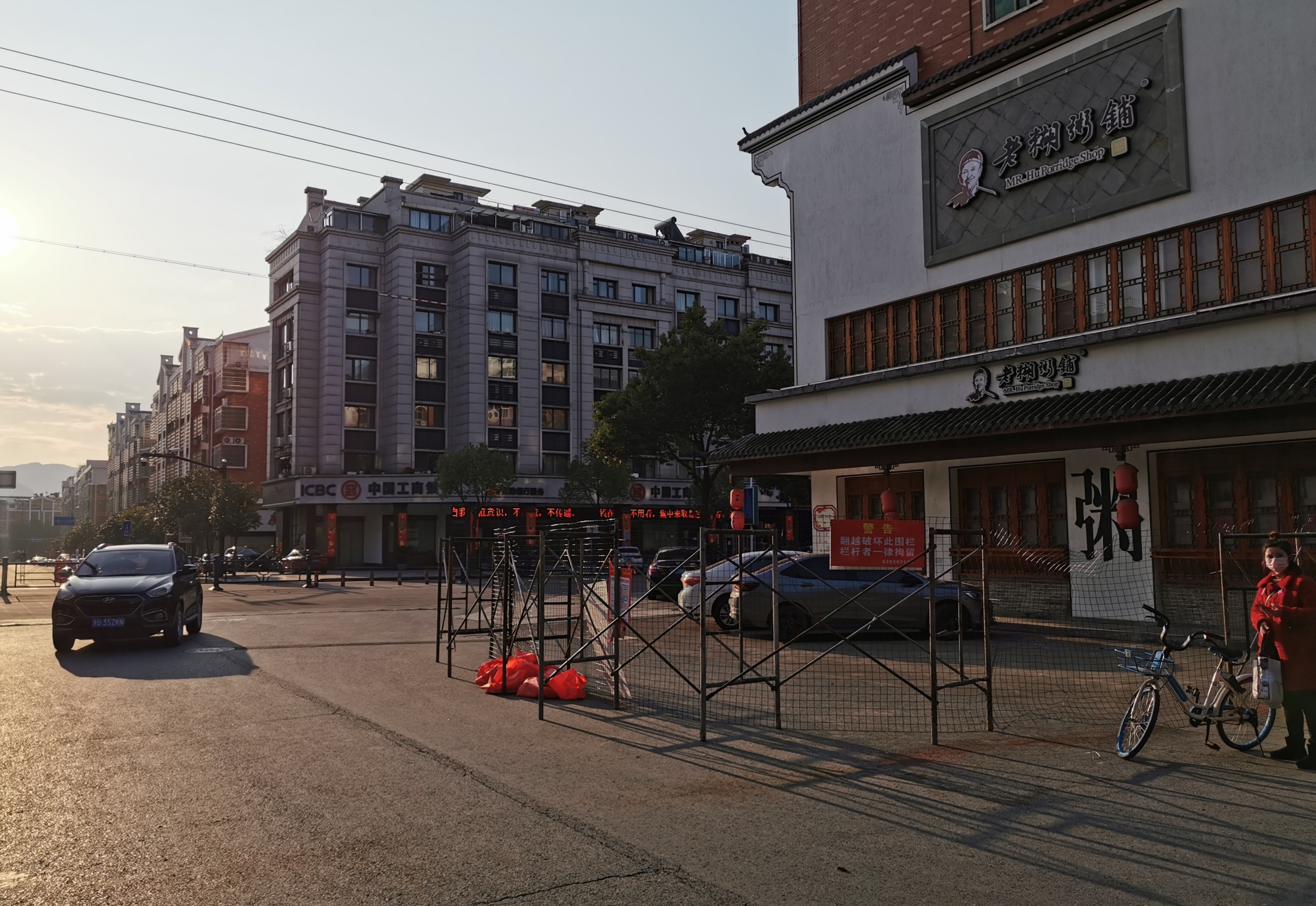 义乌小商品批发市场原址,浙江义乌小商品批发市场复工