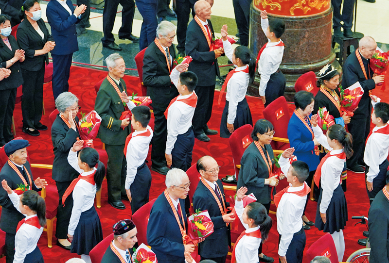 向最闪亮的星致敬,致敬夜空中最闪亮的星