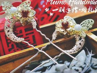 能给圣诞老人换衣服？这个圣诞嘉年华在搞什么名堂？！